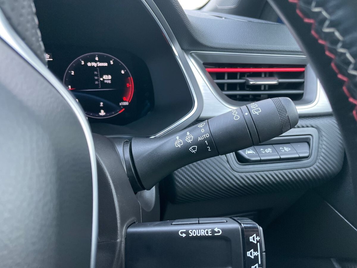 Used Renault Captur 2023 for sale - 76268803: Photo 30