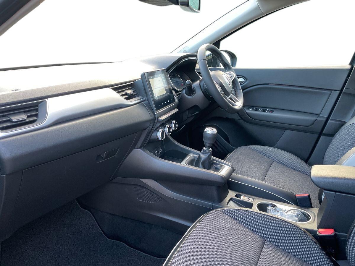 Used Renault Captur 2022 for sale - 76536975: Photo 11