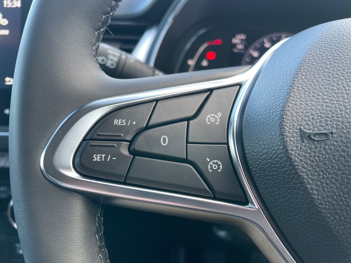 Used Renault Captur 2022 for sale - 76536975: Photo 19