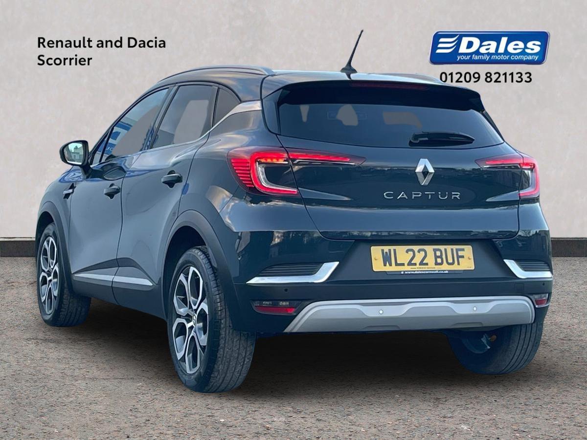 Used Renault Captur 2022 for sale - 76536975: Photo 2