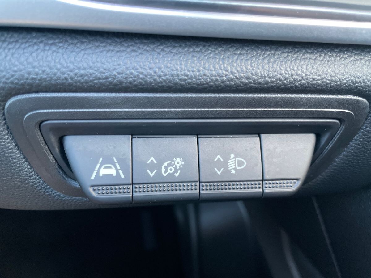 Used Renault Captur 2022 for sale - 76536975: Photo 34