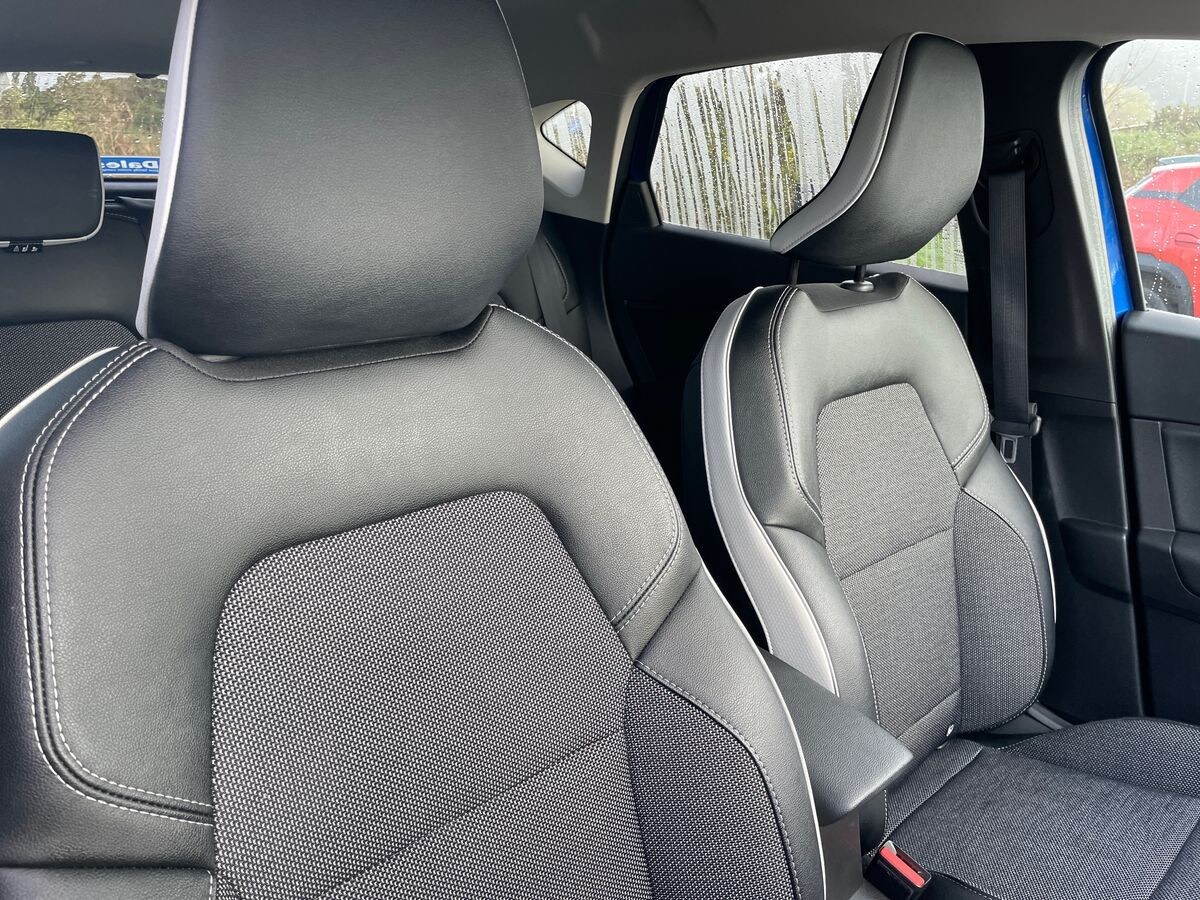 Used Renault Captur 2022 for sale - 76413643: Photo 31