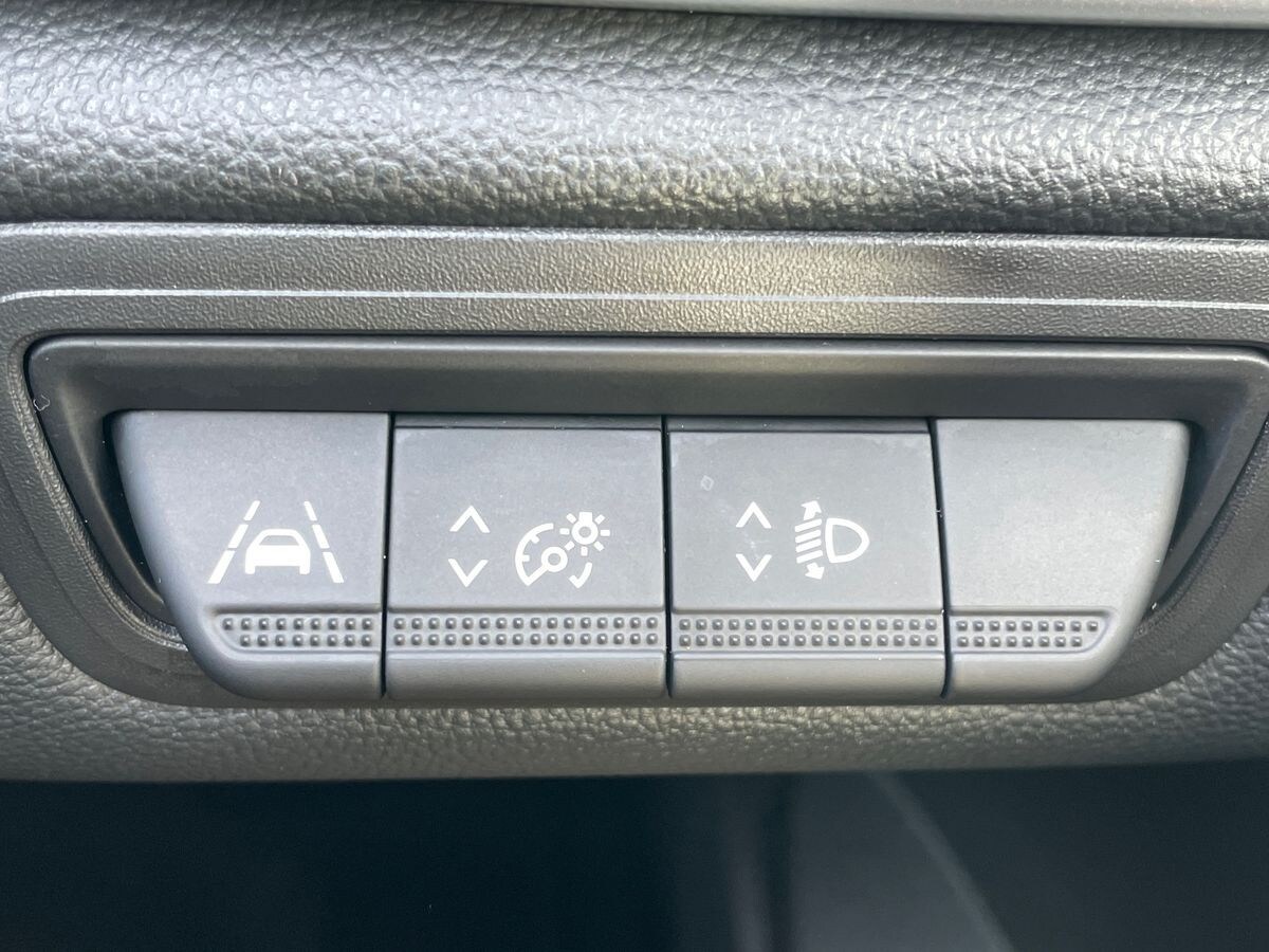 Used Renault Captur 2022 for sale - 76413643: Photo 39