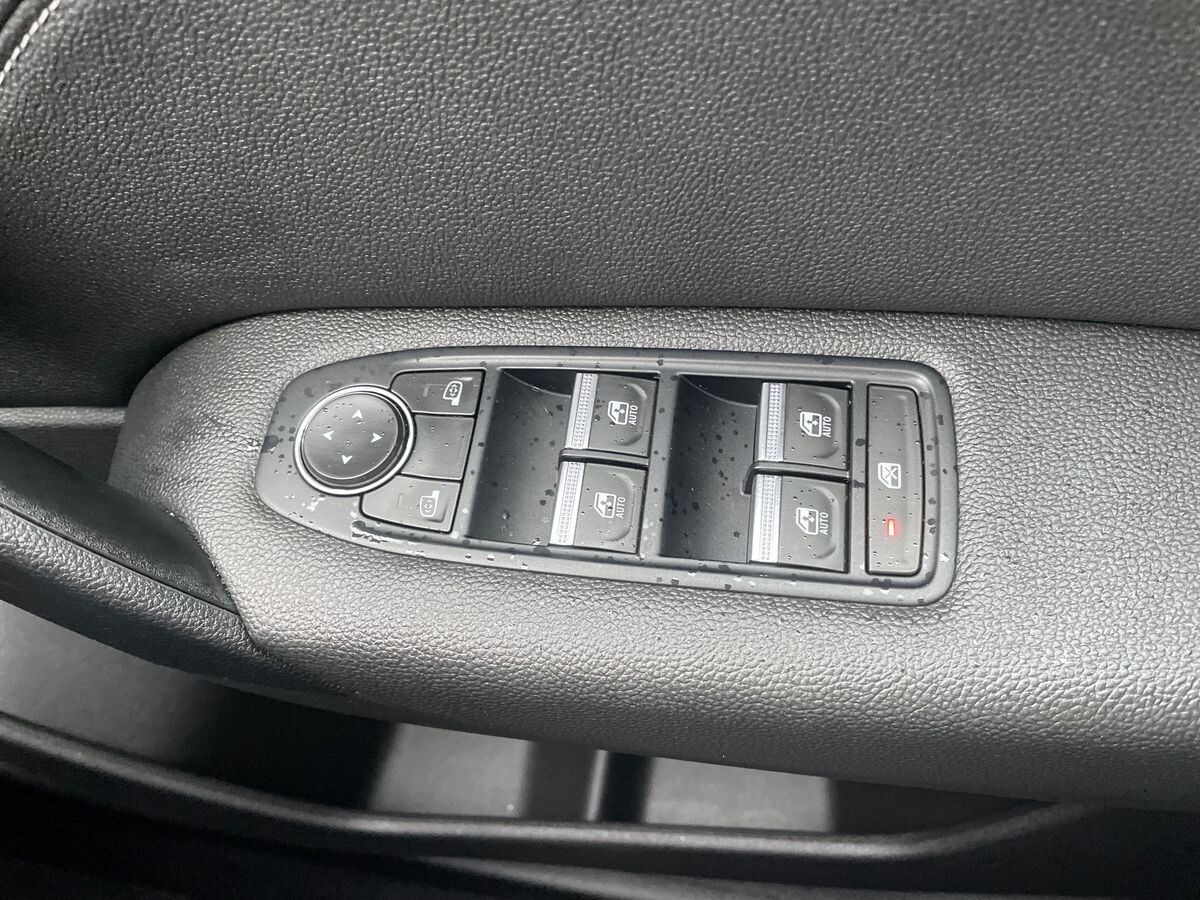 Used Renault Captur 2023 for sale - 76963759: Photo 14