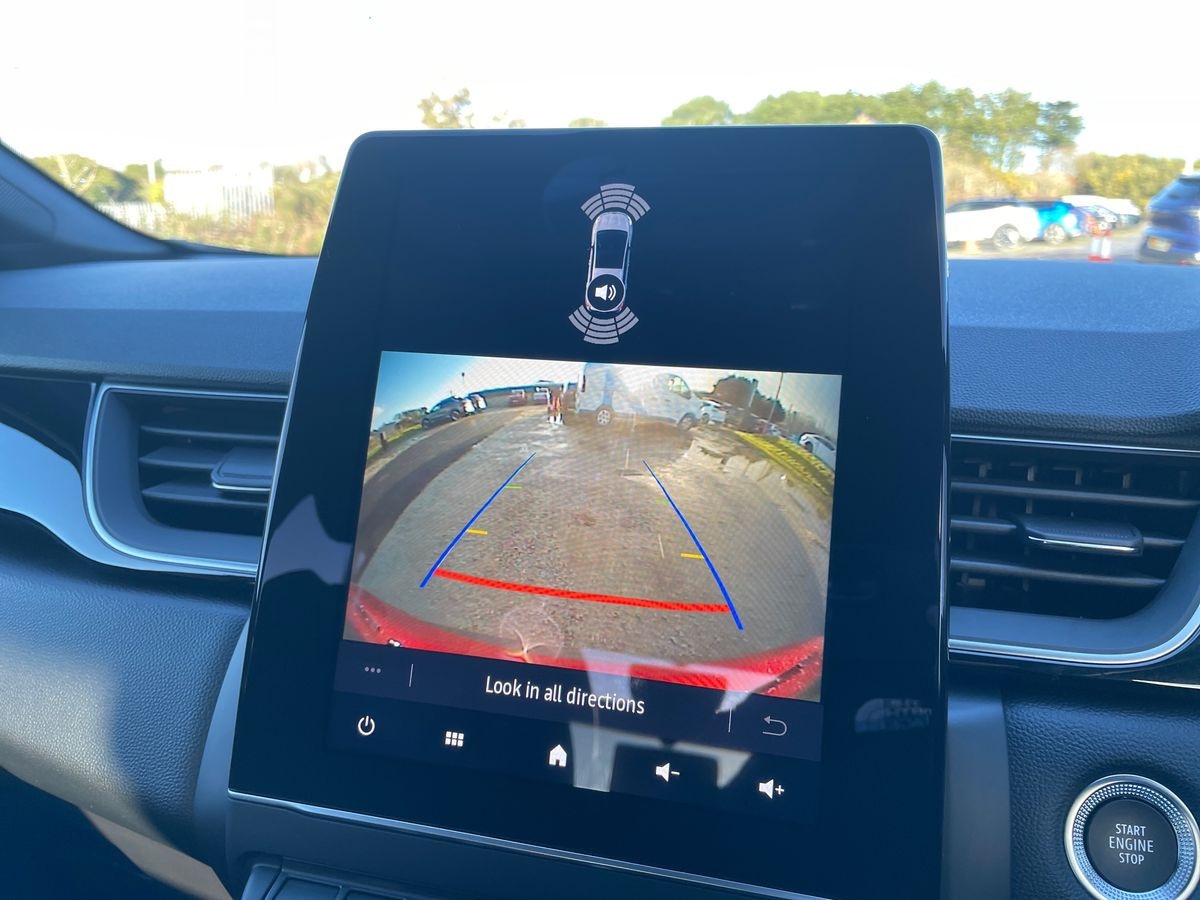 Used Renault Captur 2023 for sale - 76885230: Photo 17