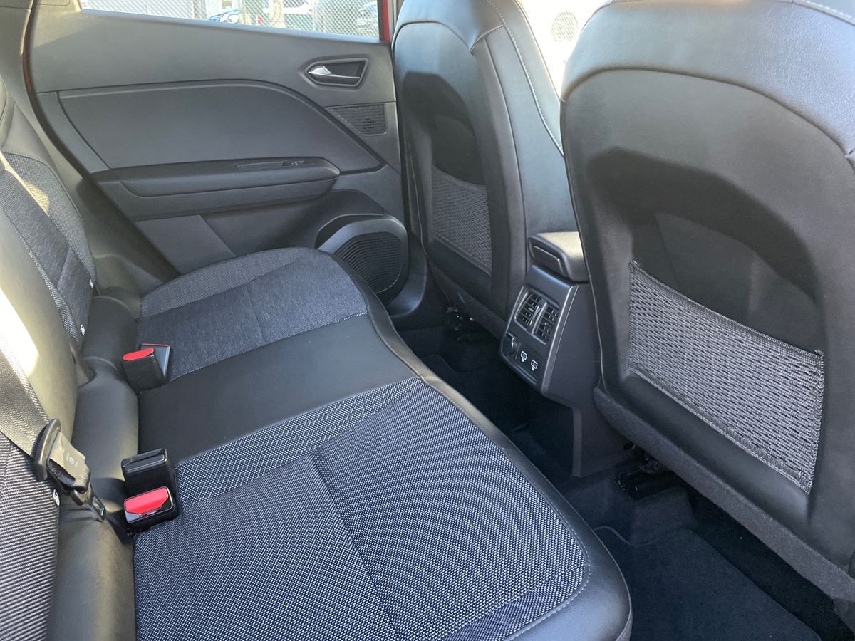 Used Renault Captur 2023 for sale - 76885230: Photo 25