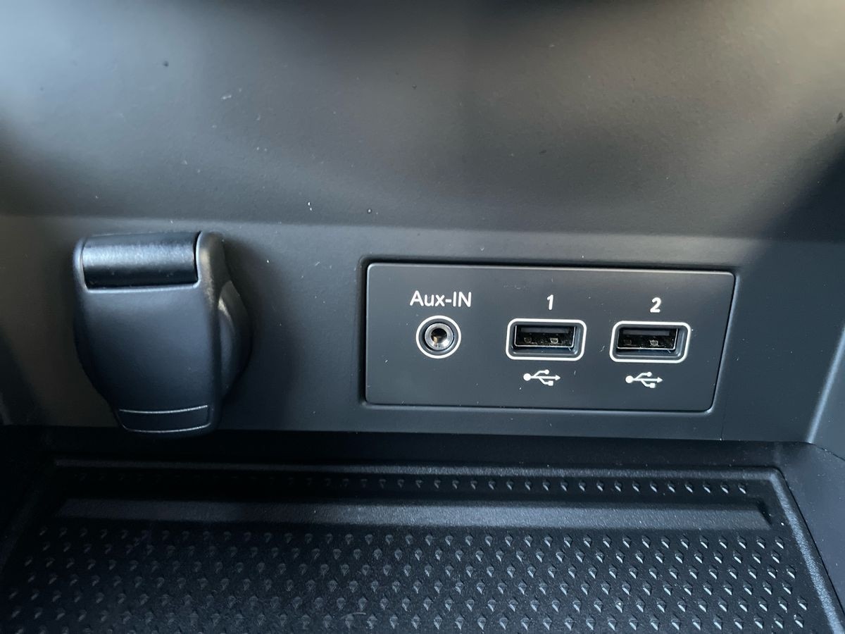 Used Renault Captur 2023 for sale - 76885230: Photo 33