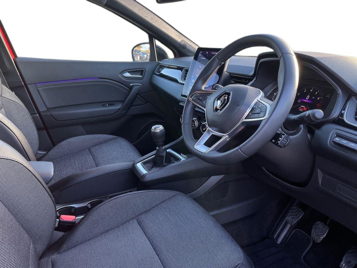 Used Renault Captur 2023 for sale - 76885230: Photo 8