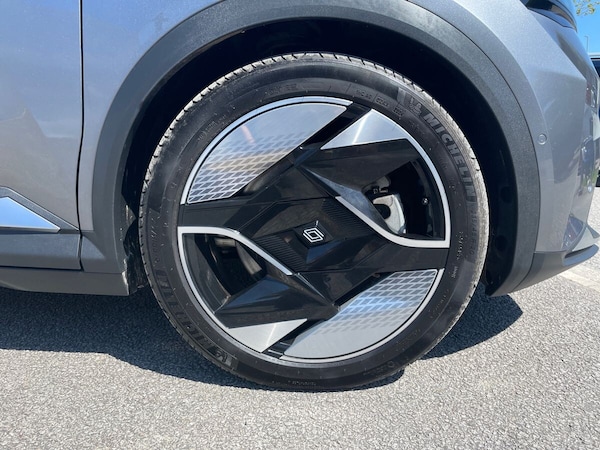 Used Renault Scenic E-Tech 2024 for sale - 74525650: Photo 5
