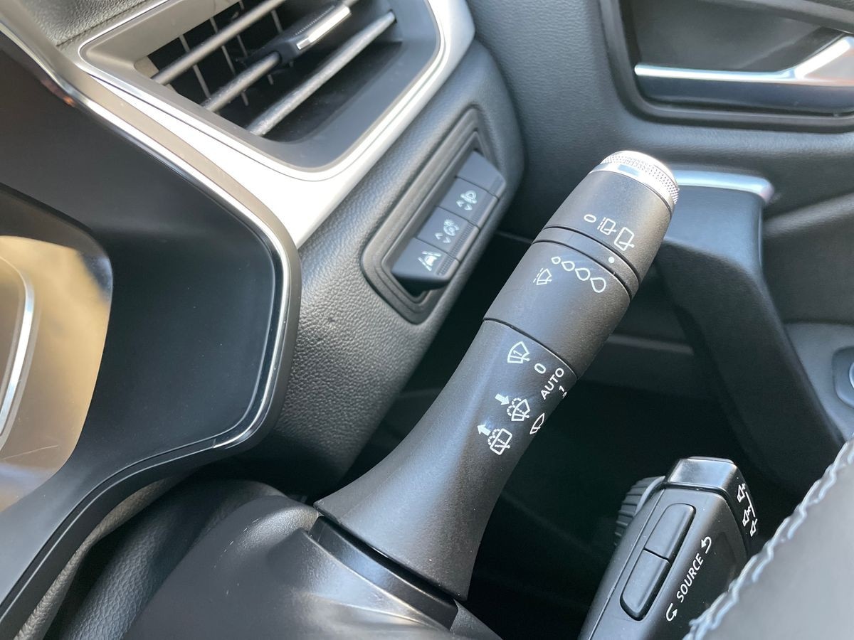 Used Renault Captur 2021 for sale - 77039212: Photo 32