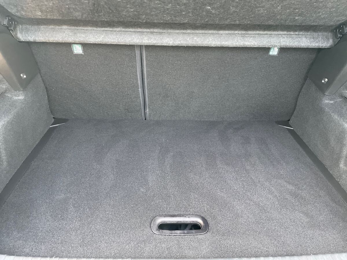 Used Renault Captur 2023 for sale - 76822107: Photo 21