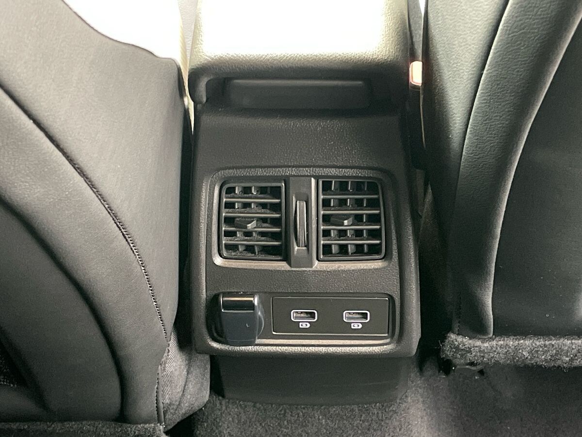 Used Renault Captur 2023 for sale - 76822107: Photo 40