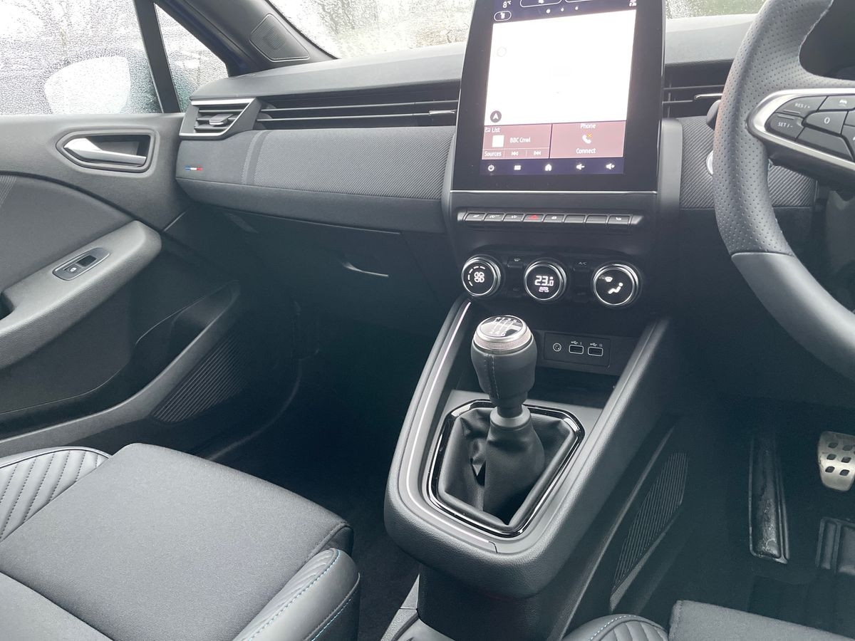 Used Renault Clio 2025 for sale - 76911496: Photo 12