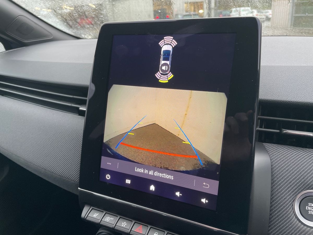 Used Renault Clio 2025 for sale - 76911496: Photo 17