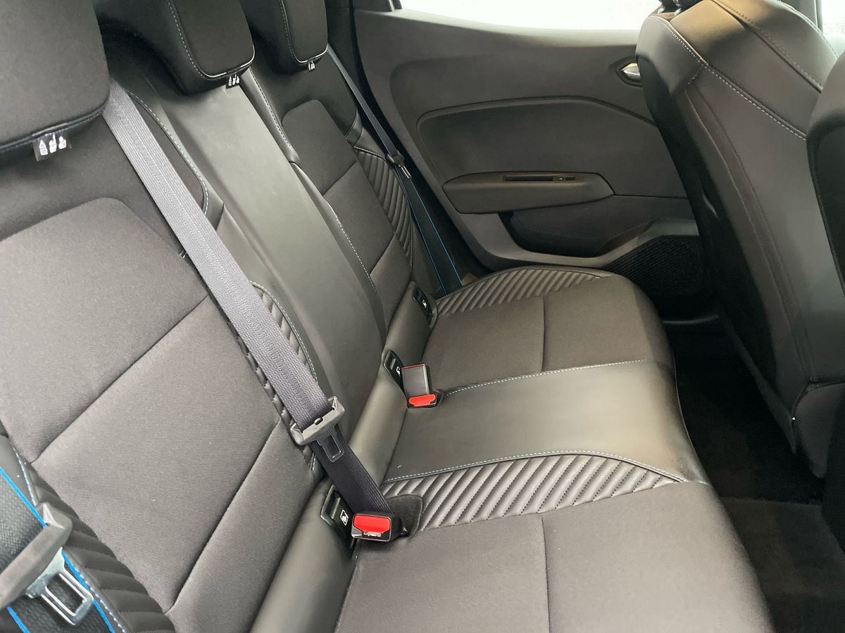 Used Renault Clio 2025 for sale - 76911496: Photo 26