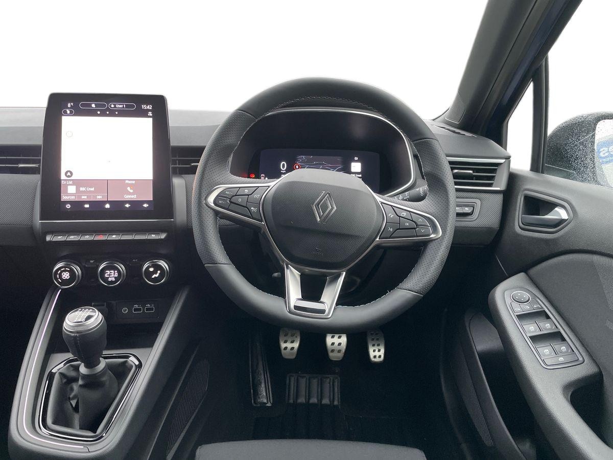 Used Renault Clio 2025 for sale - 76911496: Photo 9