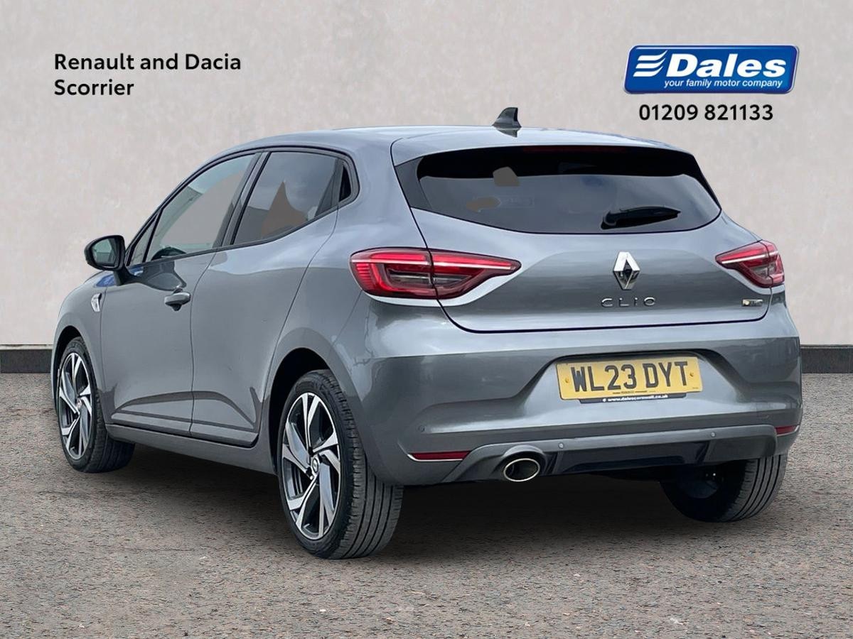 Used Renault Clio 2023 for sale - 76897310: Photo 2