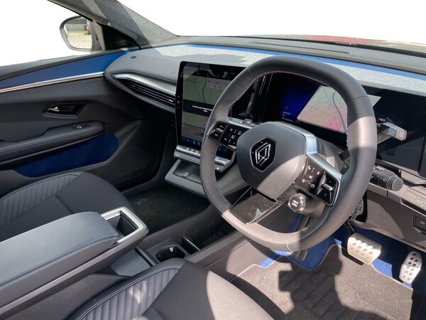 Used Renault Scenic E-Tech 2024 for sale - 73986915: Photo 7