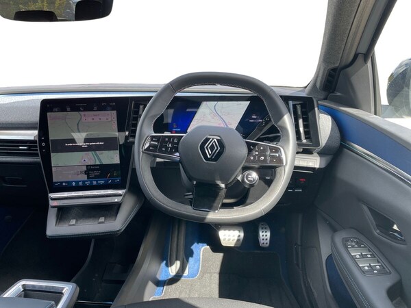Used Renault Scenic E-Tech 2024 for sale - 73986915: Photo 8