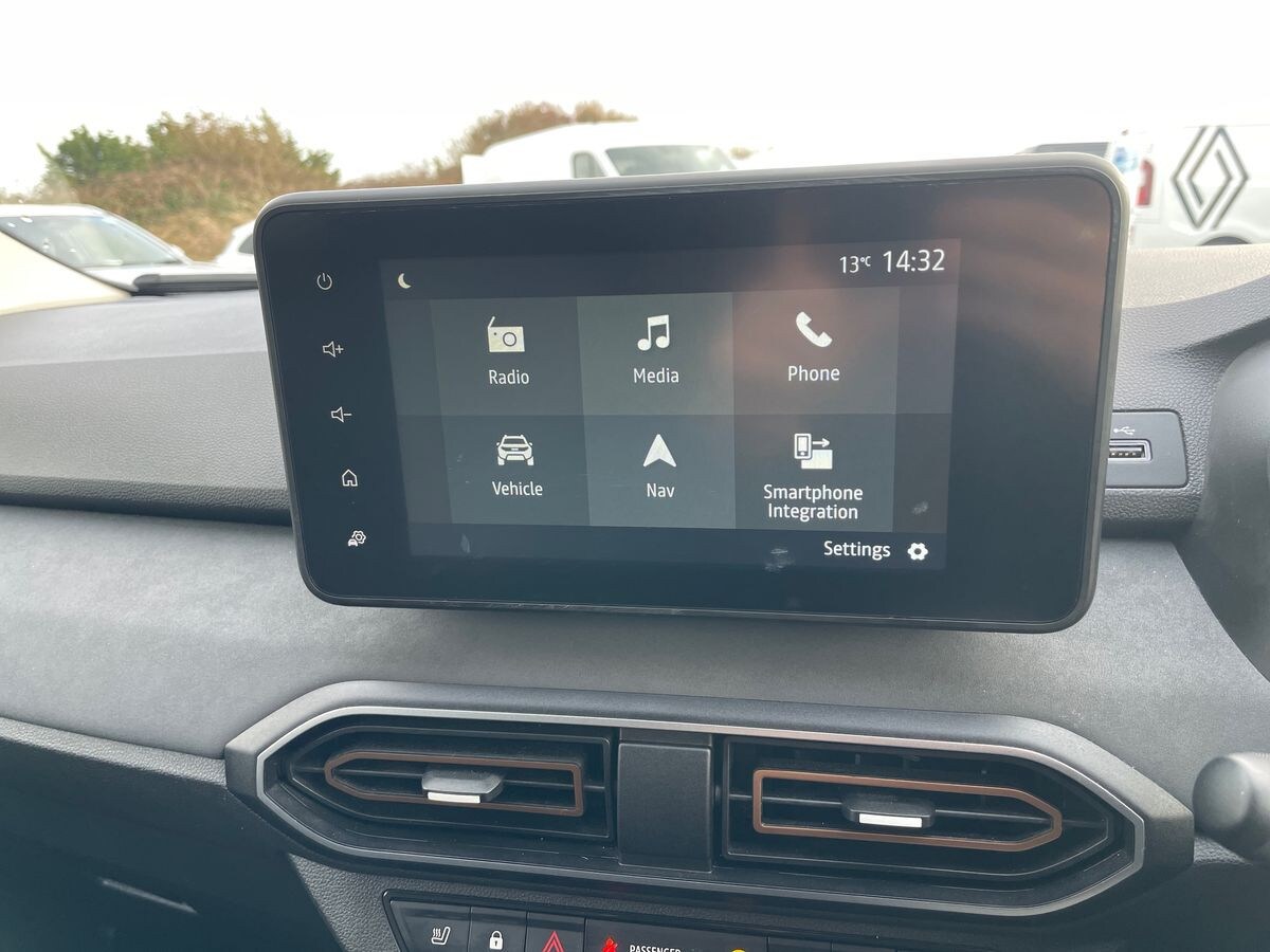 Used Dacia Jogger 2024 for sale - 76560227: Photo 14