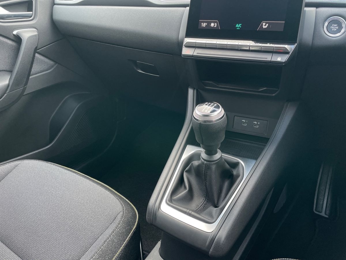 Used Renault Captur 2025 for sale - 76687560: Photo 12