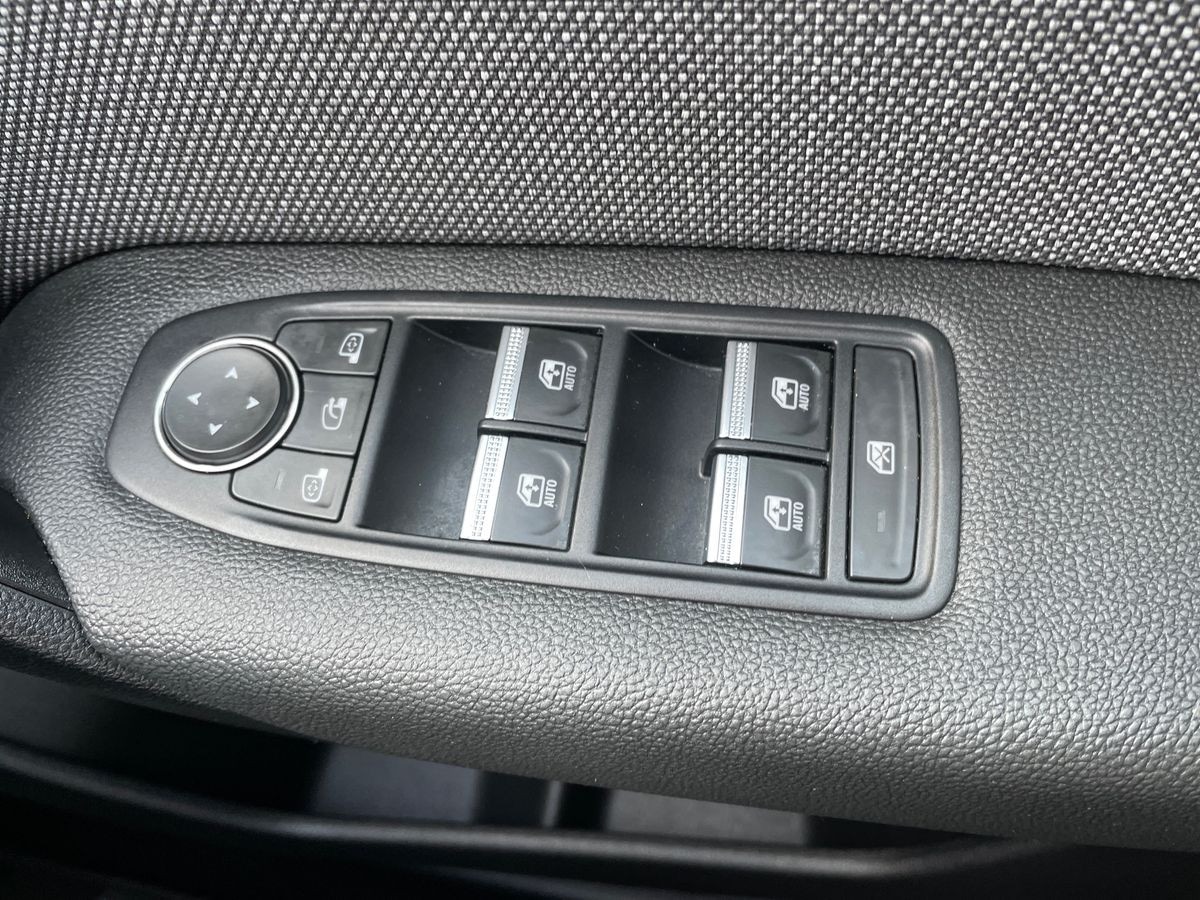 Used Renault Captur 2025 for sale - 76687560: Photo 14