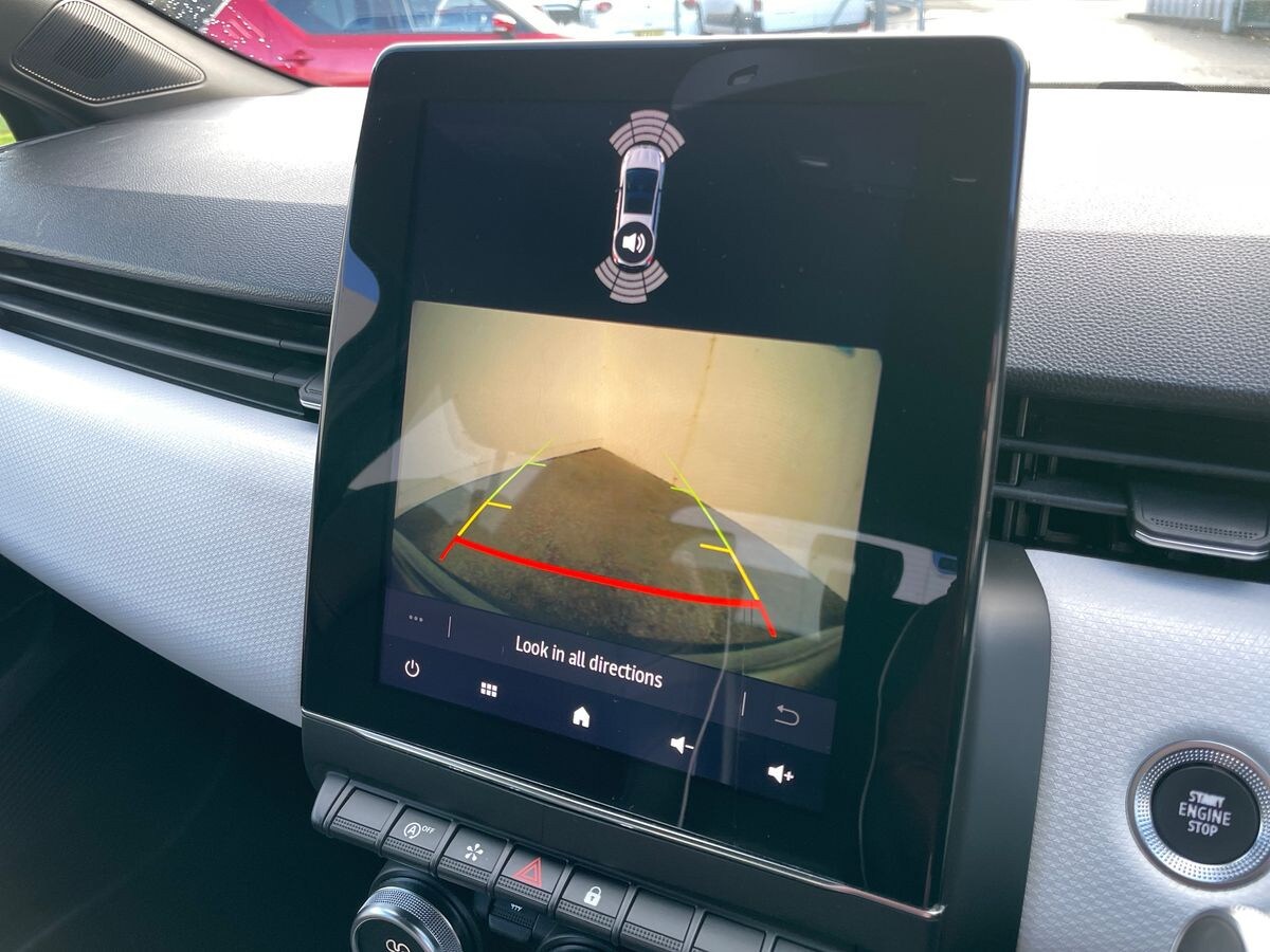 Used Renault Clio 2021 for sale - 76630458: Photo 17