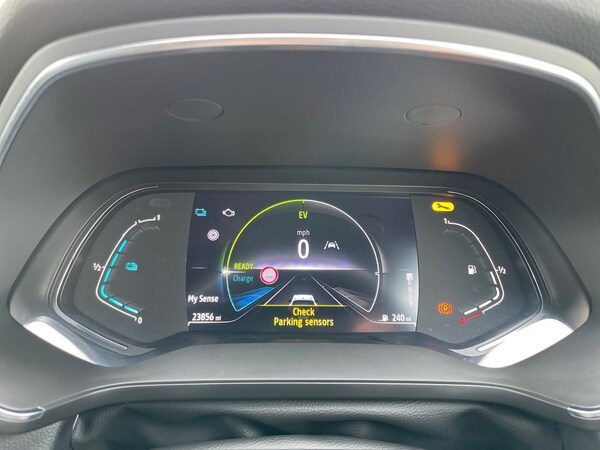 Used Renault Captur 2022 for sale - 76082921: Photo 17