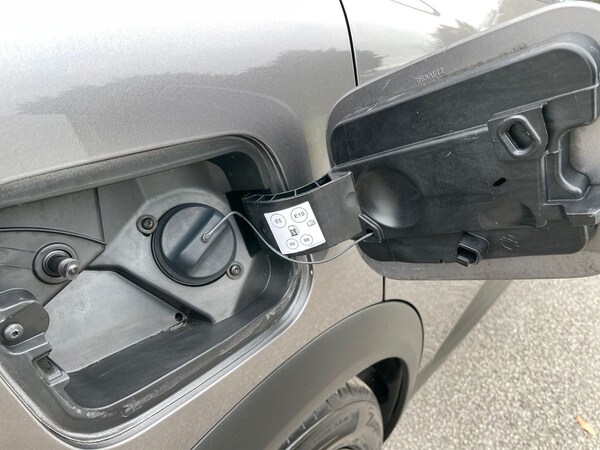 Used Renault Captur 2022 for sale - 76082921: Photo 23