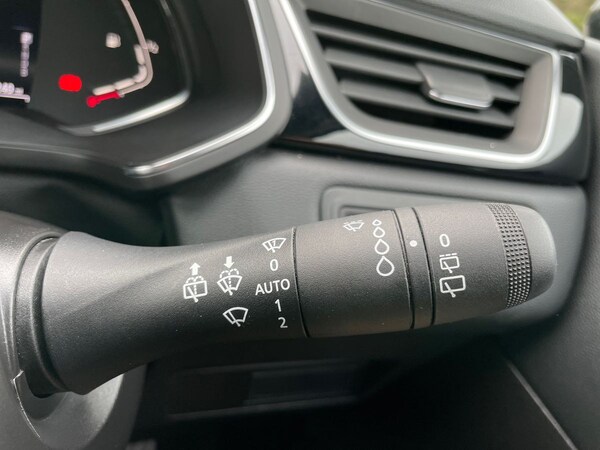 Used Renault Captur 2022 for sale - 76082921: Photo 32