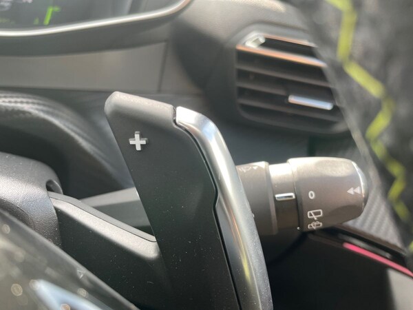 Used Peugeot 2008 2021 for sale - 76165389: Photo 31