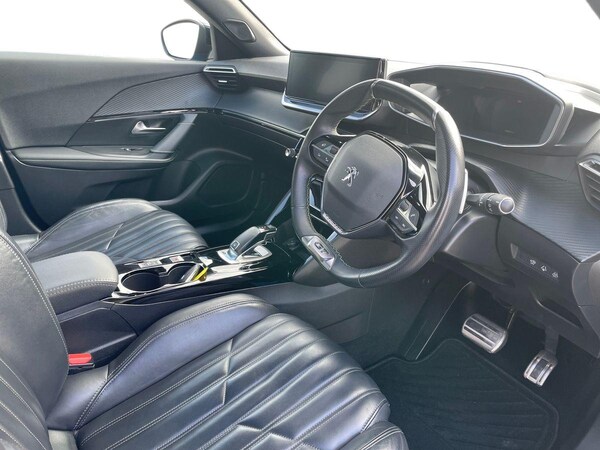 Used Peugeot 2008 2021 for sale - 76165389: Photo 7