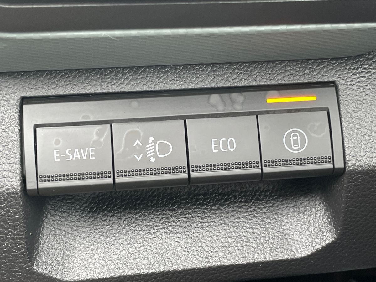 Used Dacia Duster 2025 for sale - 76471390: Photo 41