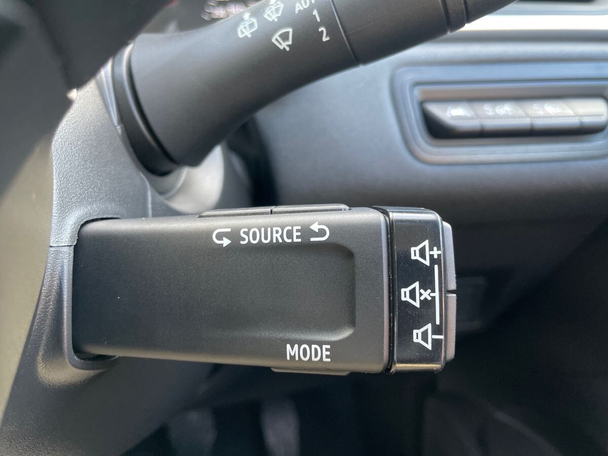 Used Renault Captur 2022 for sale - 76413777: Photo 31