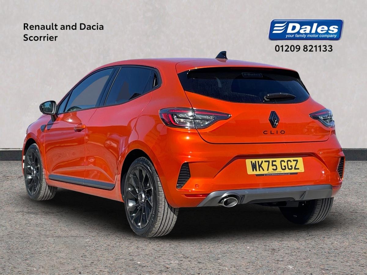 Used Renault Clio 2025 for sale - 76115415: Photo 2