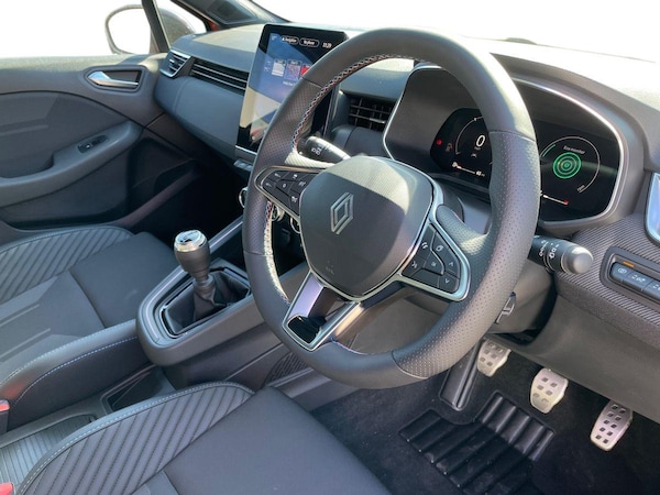 Used Renault Clio 2025 for sale - 76115415: Photo 7