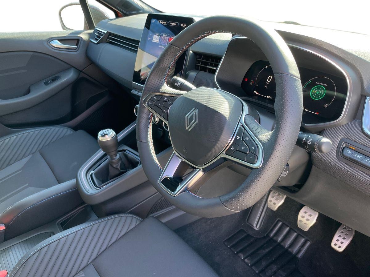 Used Renault Clio 2025 for sale - 76115415: Photo 8