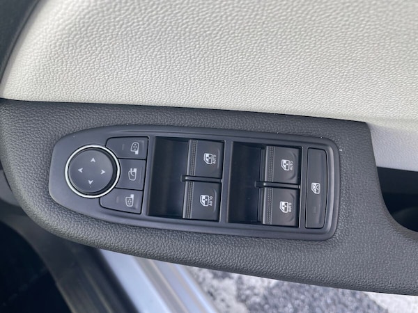 Used Renault Clio 2023 for sale - 75325894: Photo 13