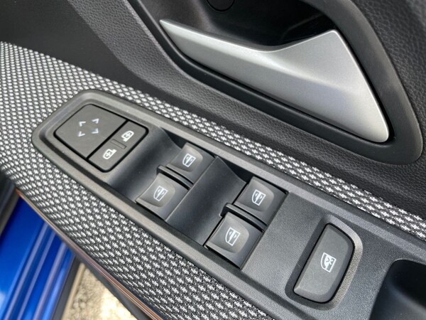 Used Dacia Sandero Stepway 2023 for sale - 75587538: Photo 13