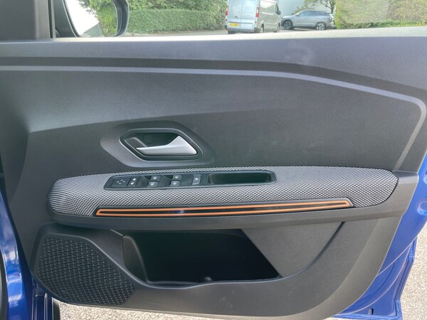 Used Dacia Sandero Stepway 2023 for sale - 75587538: Photo 30