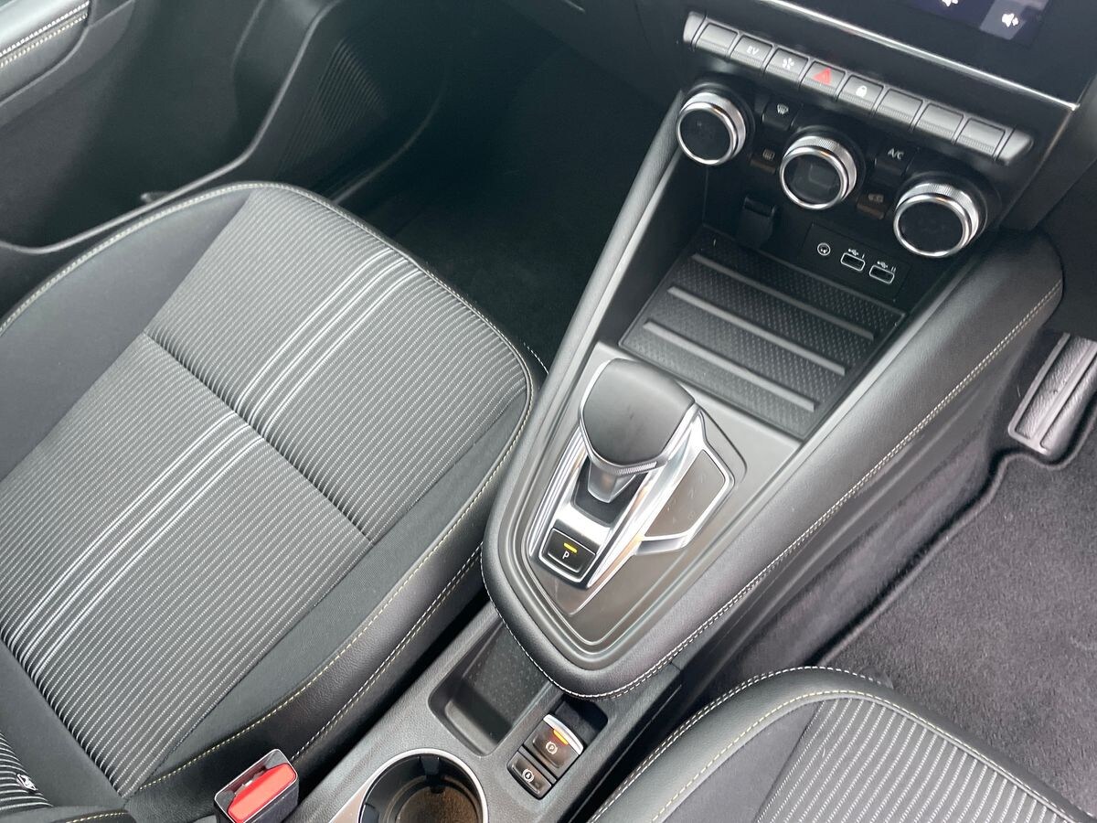 Used Renault Captur 2024 for sale - 76113943: Photo 12