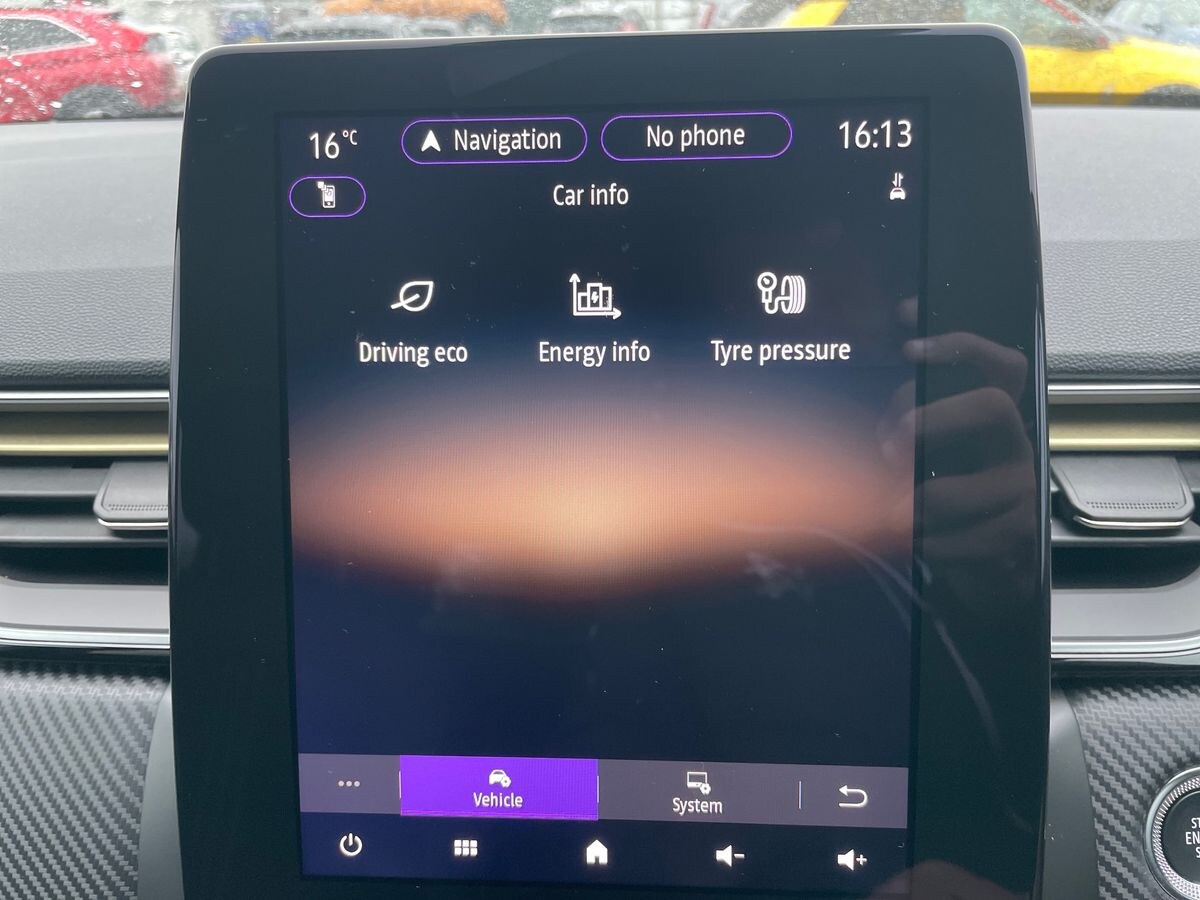 Used Renault Captur 2024 for sale - 76113943: Photo 30