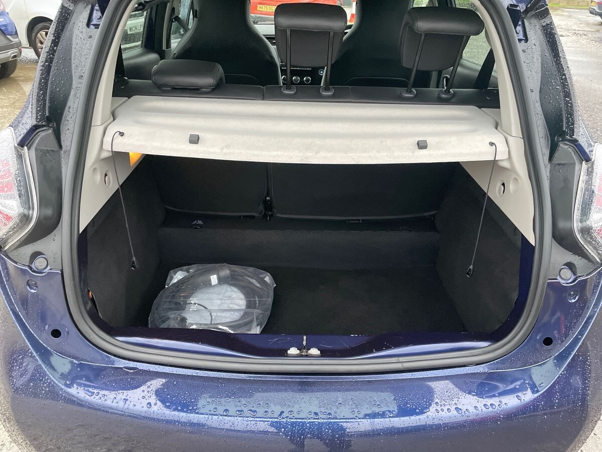 Used Renault Zoe 2022 for sale - 77409874: Photo 21