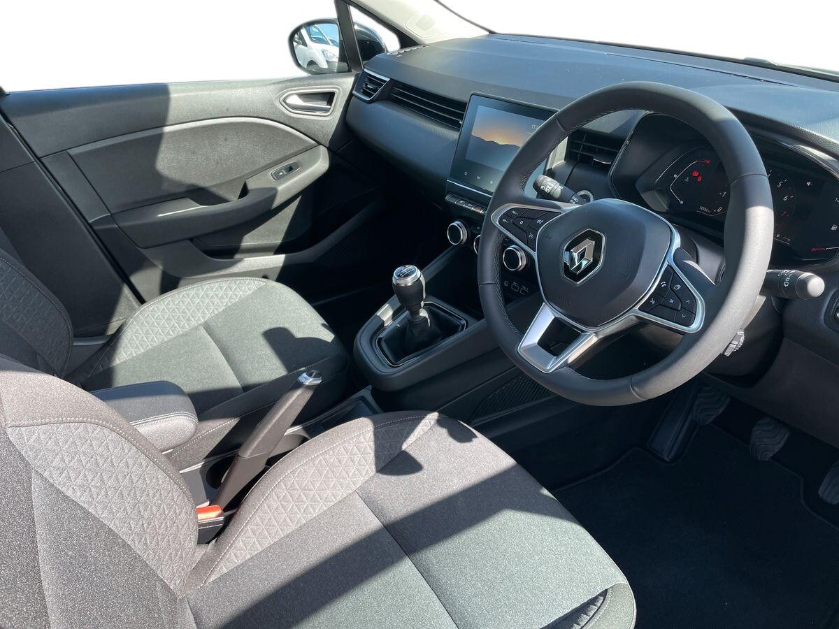 Used Renault Clio 2023 for sale - 75789161: Photo 7