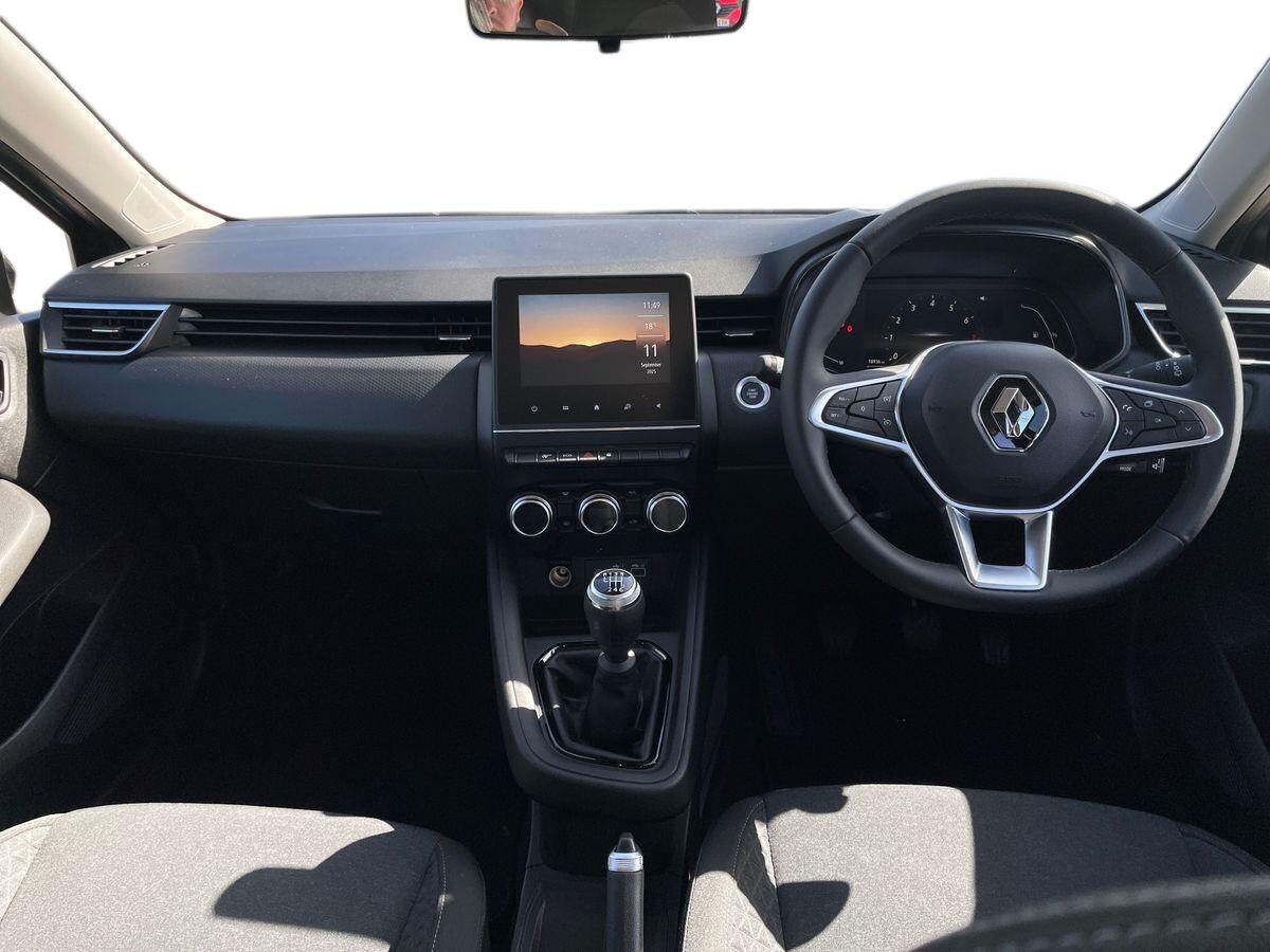 Used Renault Clio 2023 for sale - 75789161: Photo 9