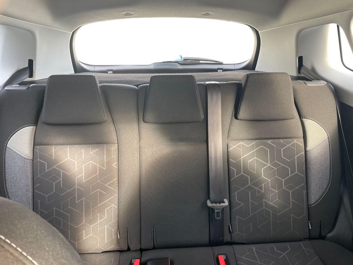 Used Peugeot 2008 2017 for sale - 76770281: Photo 19