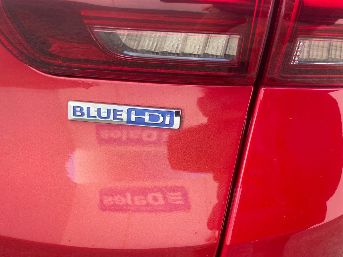 Used Peugeot 2008 2017 for sale - 76770281: Photo 21