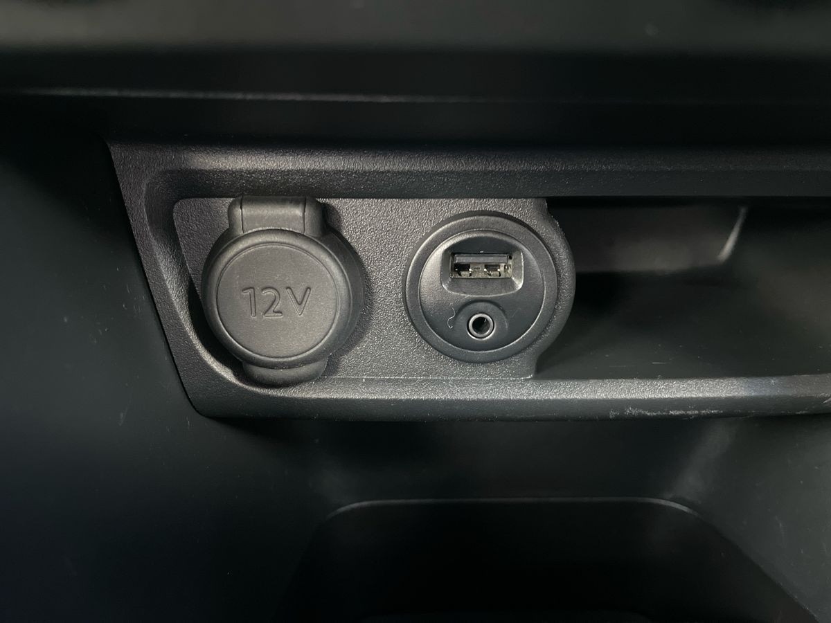 Used Peugeot 2008 2017 for sale - 76770281: Photo 27