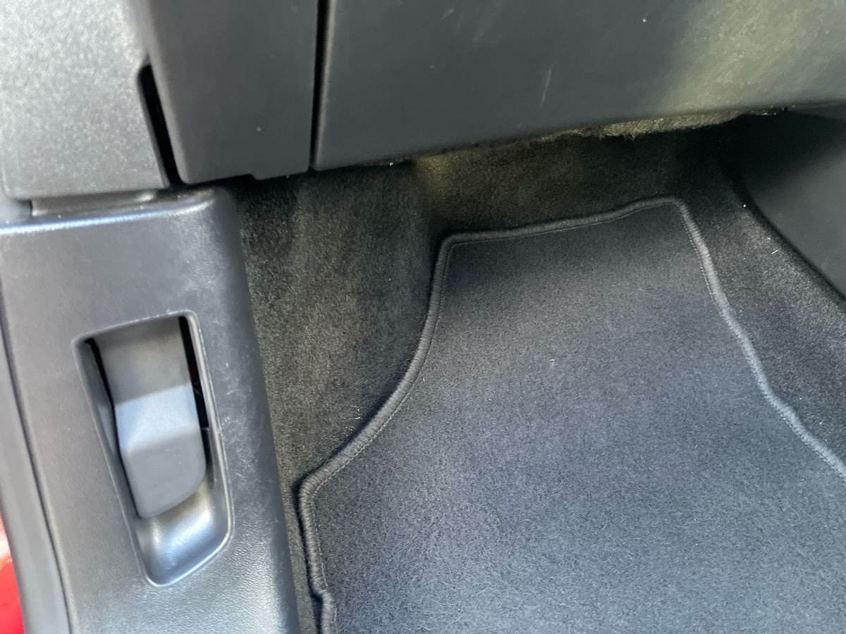 Used Peugeot 2008 2017 for sale - 76770281: Photo 40