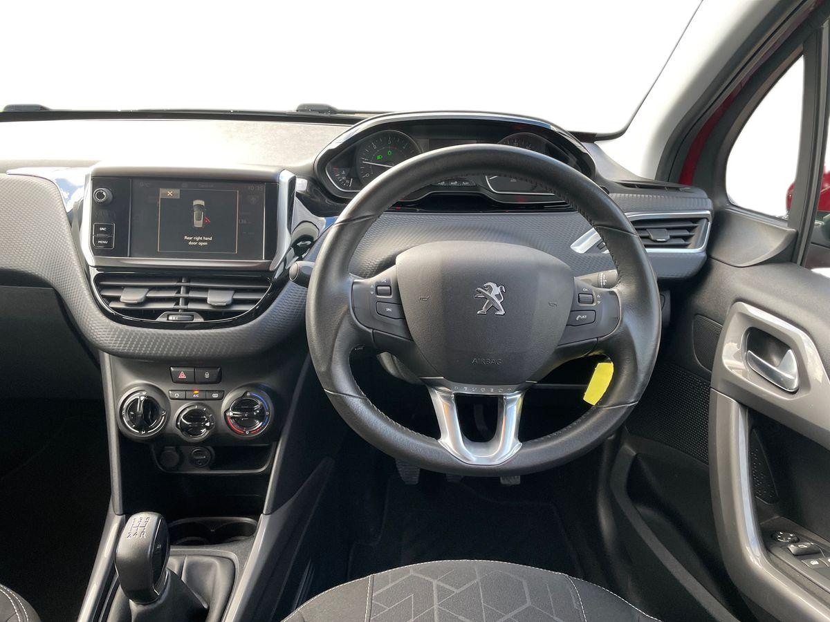 Used Peugeot 2008 2017 for sale - 76770281: Photo 7